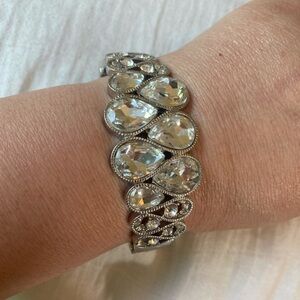Jeweled Hinged‎ Bracelet Silver Tone